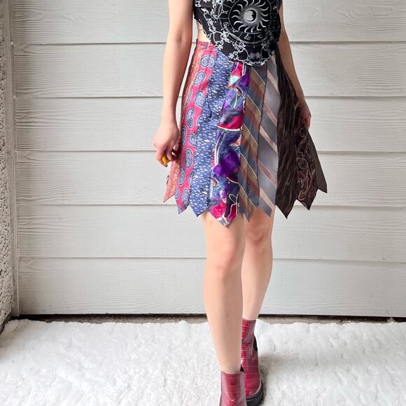 100% Silk Handmade Ties Skirt SKU 06181 - Picture 10 of 16